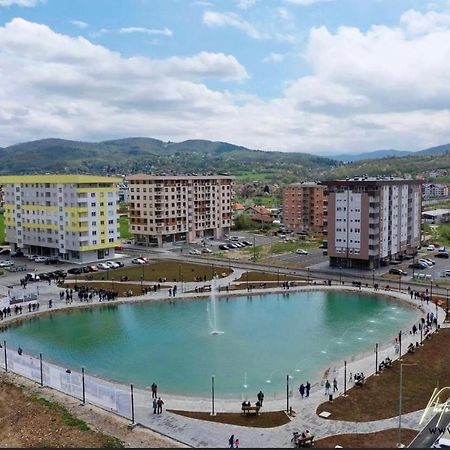 Athena Apartman Lukavica Bagian luar foto
