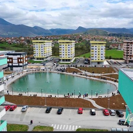 Athena Apartman Lukavica Bagian luar foto